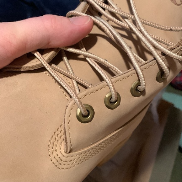 Timberland light brown with brown/white laces and ortholite soles! - Picture 4 of 14